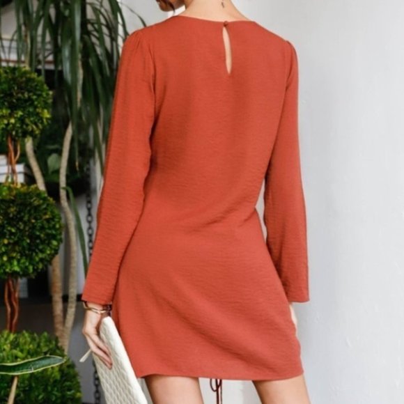 CHIC DOLLZ Textured Asymmetric Front Lace Tie Drap - Picture 5 of 7